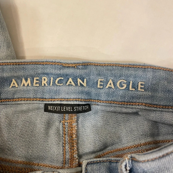 American Eagle Next Level Stretch Distressed Jeans Size 2 Long - Picture 8 of 10